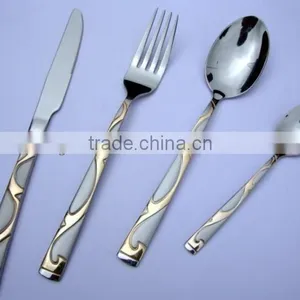 Silver and Gold Cutlery Set thumbnail-1