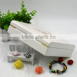 Fashion Leatherette Glossy Wooden Perfume and Essential Oil Packaging Case thumbnail-5