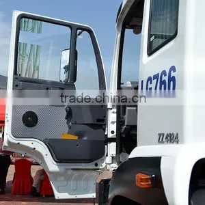 Sinotruk 240hp 101km/h Tractor Truck/ Truck Head for Sale thumbnail-4