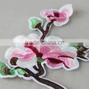 Beautiful Pink Color Wild Peach Flower Embroidery Patch Fashion Applique Polyester Logo Patches for Garment thumbnail-3