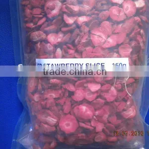 Chinese Organic Dried Strawberries thumbnail-1
