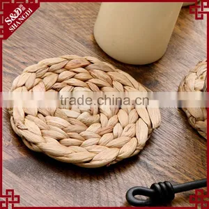 Custom Eco-friendly Straw Handmade Round Cup Mat Coffee Table Mats thumbnail-3