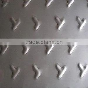 Antiskid Plate thumbnail-1