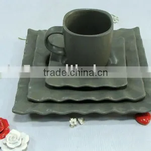 BT5 CERAMICS Square Shape 16pcs Ceramic Dinnerware Set thumbnail-1