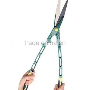 LIGHTWEIGHT HEDGE SHEARS thumbnail-1