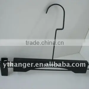 WF65 Plastic Clip Hanger for Pants and Skirts thumbnail-1
