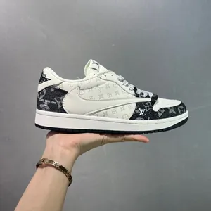 AJ1 Travis Scott x Air Jordan 1 ” Reverse Mocha thumbnail-1