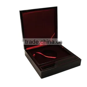 Custom Wood Coin Collection Box thumbnail-2