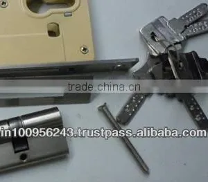 Cylinder Locks in Computer Keys thumbnail-1