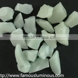 Mixed Glow Decorative Gravel for Home and Garden thumbnail-3