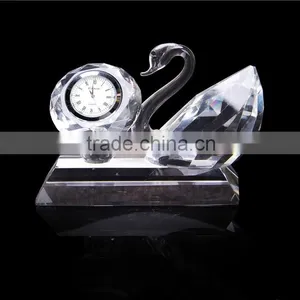 Wholesale Fancy Crystal Diamond Shape Clock With Clear Swan For Sports Souvenir thumbnail-1