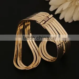 Yellow Gold Plated Statement Punk Fashion Metal Opening Cuff Bangle Bracelet thumbnail-4