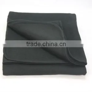 Super Soft Black Fleece Stadium Throw Blanket With Pouch thumbnail-2