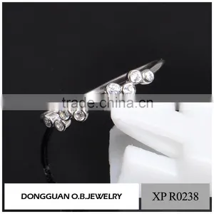 OEM and ODM Ladies Finger Fancy White Gold Latest Design Diamond Ring thumbnail-4