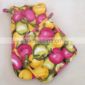 Cotton Silk Screen Printed Hot Sale Kitchen Textiles Oven Mitten Pot Holder Oven Glove thumbnail-1
