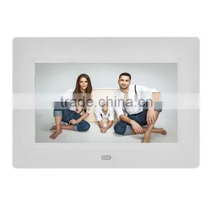 Best Choice Wall Mountable 7 Inch Battery Operated Digital Photo Frame 7" thumbnail-2