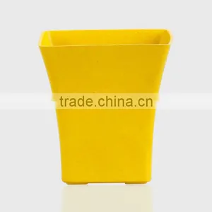 Natural Straw Plastic Flower Pot thumbnail-1
