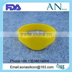 Factory Wholesale High Quality RFID Silicon Band for Sport thumbnail-1