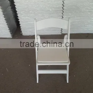 Outdoor Plastic Chair Resin Folding Chair for Wedding Rental thumbnail-1
