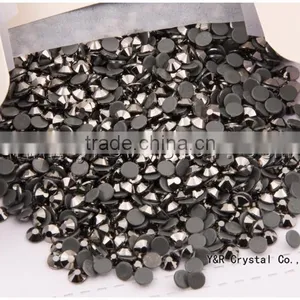 Jet Hematite Color Hot Fix Flat Back Rhinestones for Handbags thumbnail-4