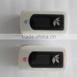 Fingertip Pulse Oximeter /Temperature Measuring Instrument thumbnail-4