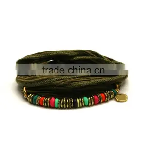 Fashionable Wholesale New Design Armet Metal Keychain thumbnail-6