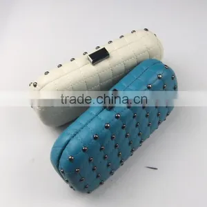 Low Price Factory Stock Clutch Bags thumbnail-1