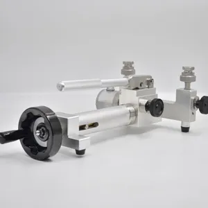 HS705 Hydraulic Pressure Comparison Pump thumbnail-1