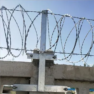 Hot-Dipped Galvanized Concertina Razor Barbed Wire for Security Fencing thumbnail-1