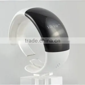 2014 Hot Selling Newest Bluetooth Bracelet With Caller Name Show , Bluetooth Vibrating Bracelet White thumbnail-1
