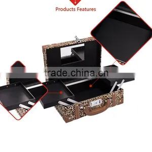 Fashion Leopard Print Cosmetic Makeup Train Case With Mirror and Easy Clean Extendable Trays thumbnail-4