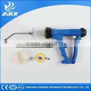 Hot Sale Animal Cure 10ml Continuous Plastic Syringe Veterinary thumbnail-1
