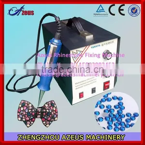 2014 Top Sale Good Price Handheld Spot Welding Machine for Garment / Plastic thumbnail-1