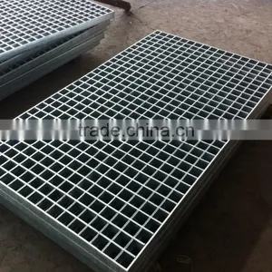 China Factory Supply High Quality Stair Treads Steel Grating /grating Steel Structural / Metal Slot Drainage Cover Steel Grating thumbnail-2
