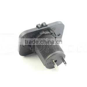 12V Marine Multiple Power Socket With Waterproof Cover thumbnail-3