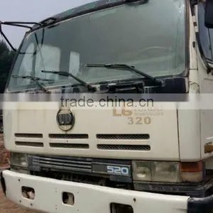 Used Nissan V8 Truck thumbnail-2