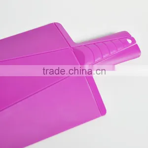 Factory Direct Plastic Folding Chopping Board With Customized Color thumbnail-5
