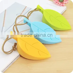 Silicone Door Stopper Protect Children's Hand Leaf-shaped Door Stopper thumbnail-3