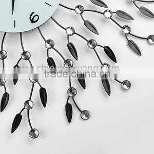 Different Colors Concise Beautiful Cheap Unusual Wall Clock thumbnail-3
