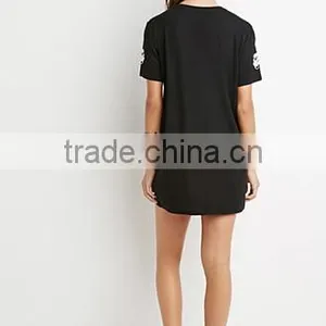 Women's Short Sleeve T-shirt Long Letters thumbnail-4