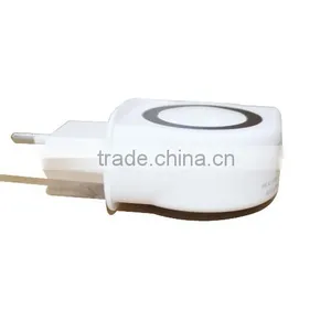 Mobile Phone Accessories Factory Price Wall Charger Made in China Used in Europe thumbnail-4