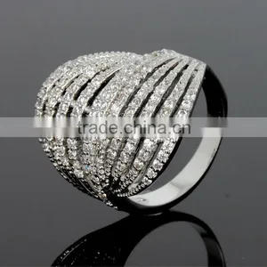 Newest Design Saudi Love 18K Gold Clear Stones Elegant Bridal Jewelry Ring in CZ thumbnail-4