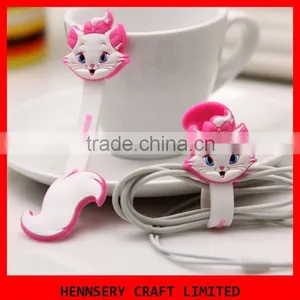 Customized Shape and Logo Soft Pvc Rubber Earbud Leather Cable Winder thumbnail-1
