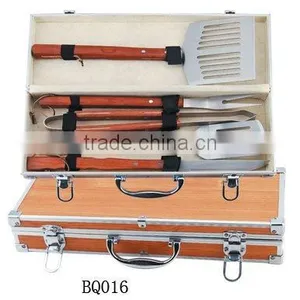 Set of 5 pc Tools With Aluminium Case thumbnail-1