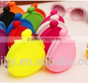 Hot Sale Custom Soft Rubber New Design Silcione Lady Hand Bag thumbnail-4