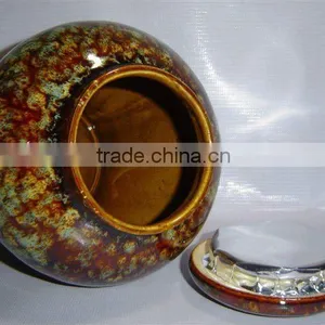 Porcelain Tea Caddy thumbnail-1