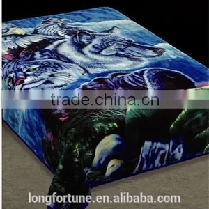 China Suppliers Quilt Blankets Rebel Wholesale 100% Polyester Knitted Cuddly Animal Printed Mink Blanket thumbnail-5