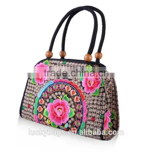 2016 Hot Sell Woman Fashion Handbag With Wooden Beads Bag Embroidery Handbag Vanity thumbnail-1