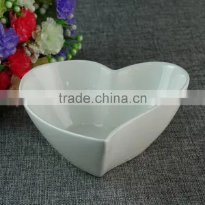 Stock BIG White Ceramic Heart Shaped Bowl thumbnail-1