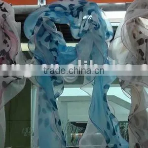 Latest Women Newest Design Fashionable Scarf thumbnail-1